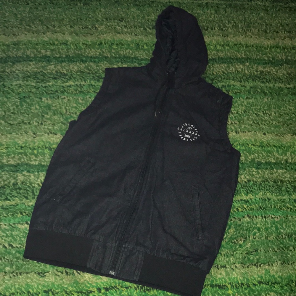 Grand Cru Men's Black Hooded Puffer Vest with Subtle Logo Accent